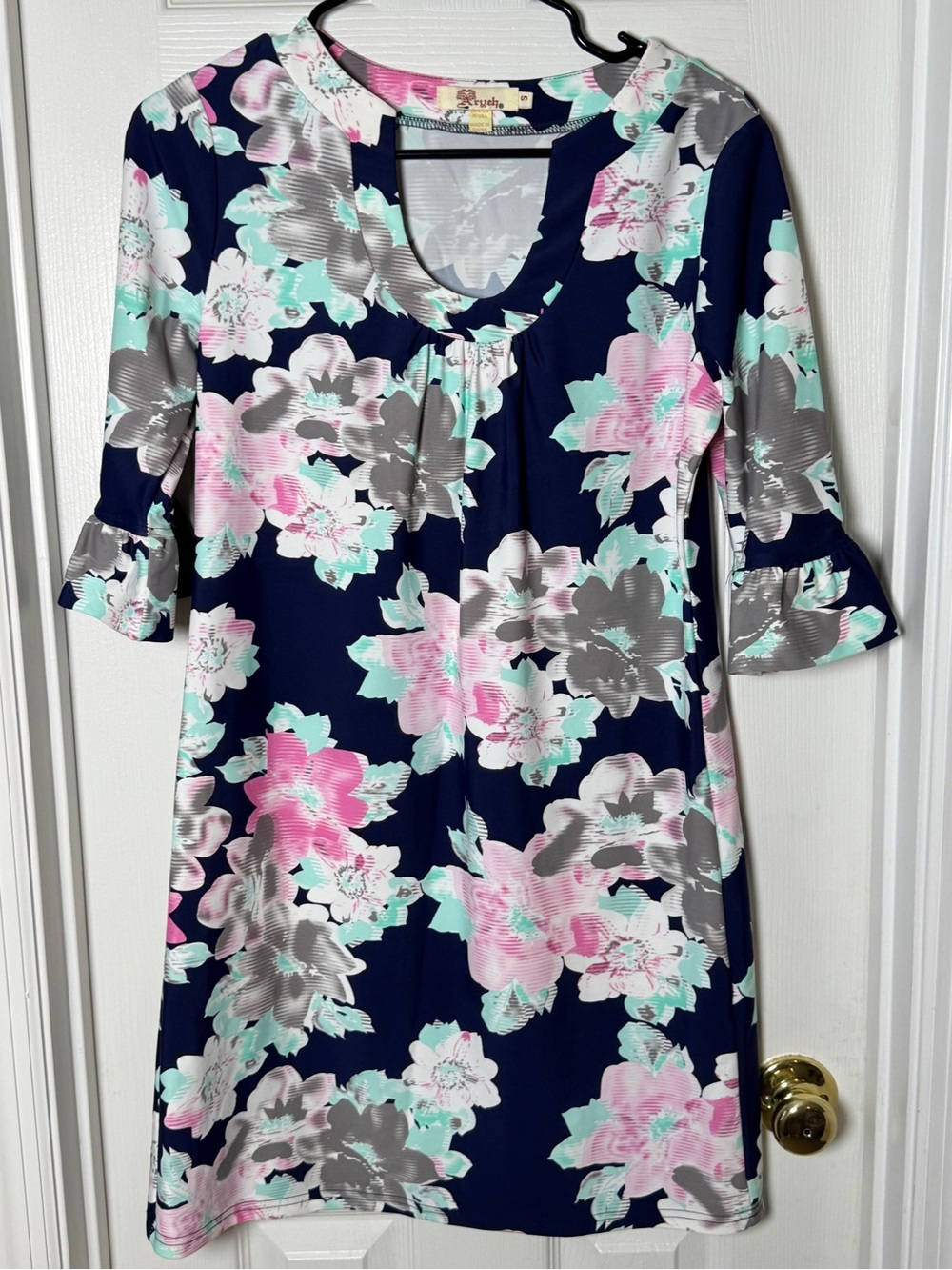 Aryeh Floral Bell Sleeve Knit Dress Blue Pink Green Shift Dress Small